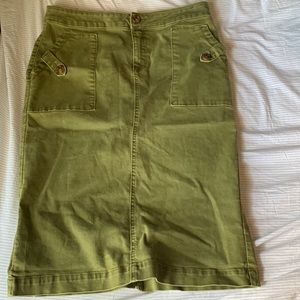 hunter green skirt